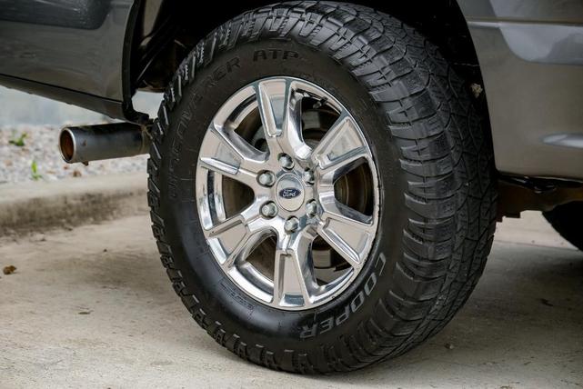 Photo of 2017 Magnetic Ford F-150