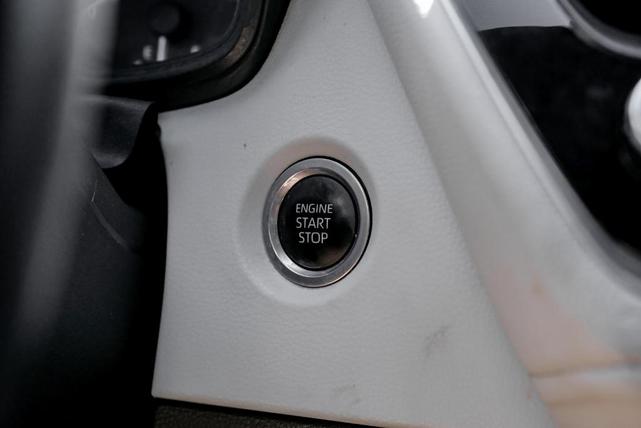 Photo of 2023 Ruby Flare Pearl Toyota Corolla