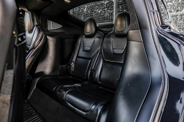 Photo of 2017 Black Tesla Model X