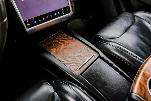 Photo of 2017 Black Tesla Model X