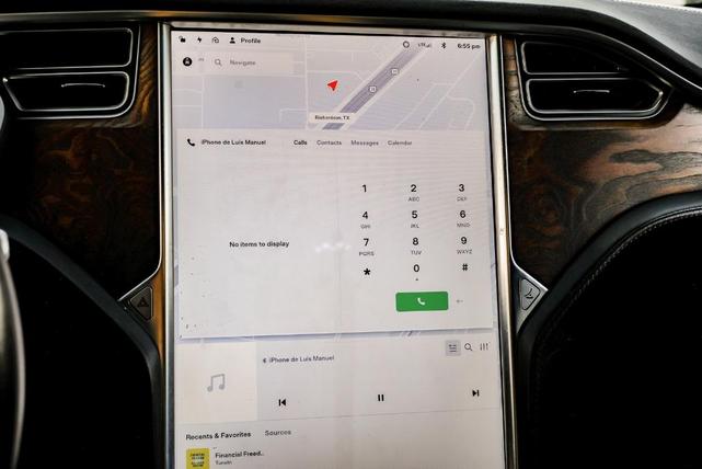Photo of 2017 Black Tesla Model X