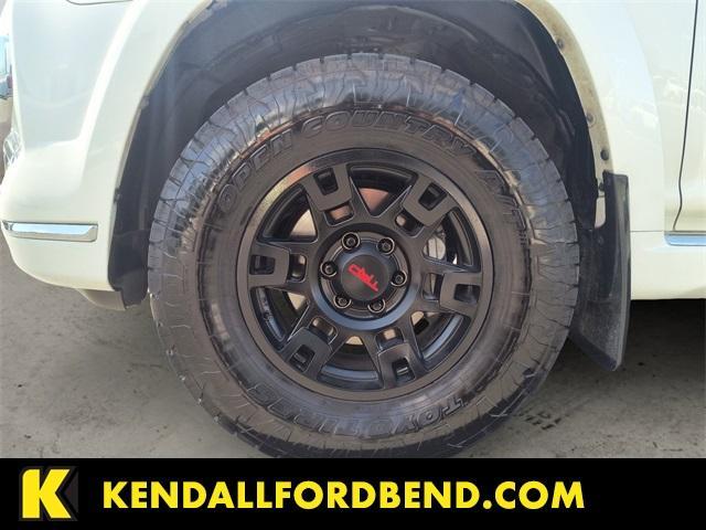 Photo of 2023 Blizzard Pearl Toyota 4Runner