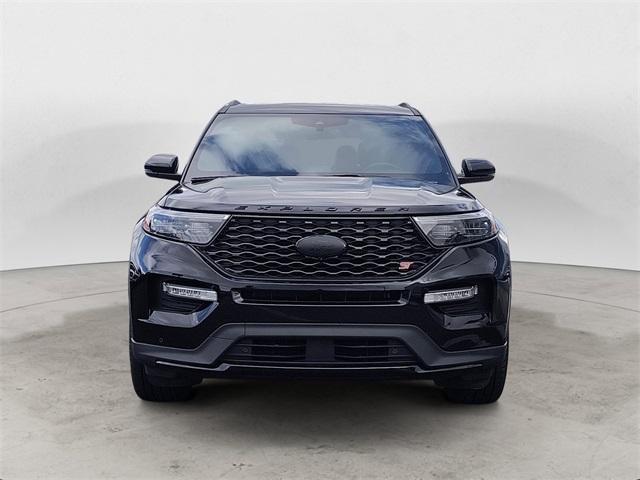 Photo of 2022 Black Ford Explorer