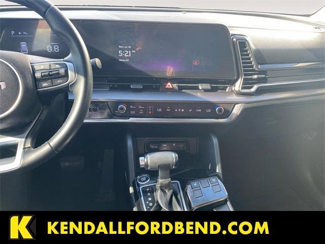 Photo of 2023 Ebony Black Kia Sportage