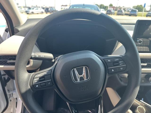 Photo of 2026 Platinum White Pearl Honda HR-V