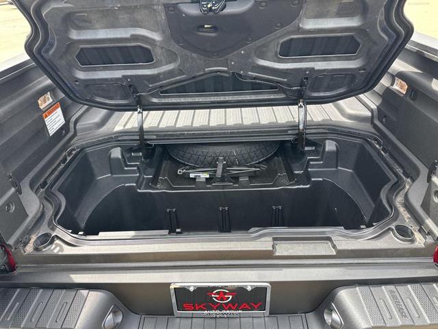 Photo of 2025 Radiant Red Metallic II Honda Ridgeline