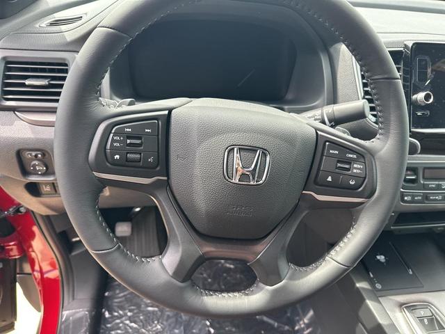 Photo of 2025 Radiant Red Metallic II Honda Ridgeline