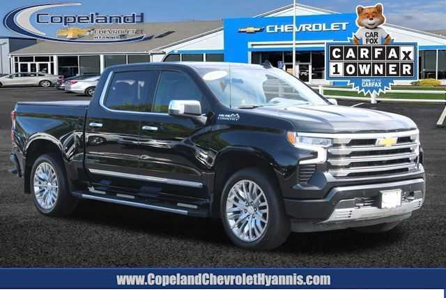 Photo of 2024 Black Chevrolet Silverado 1500