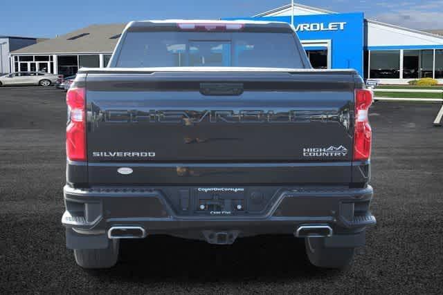 Photo of 2024 Black Chevrolet Silverado 1500