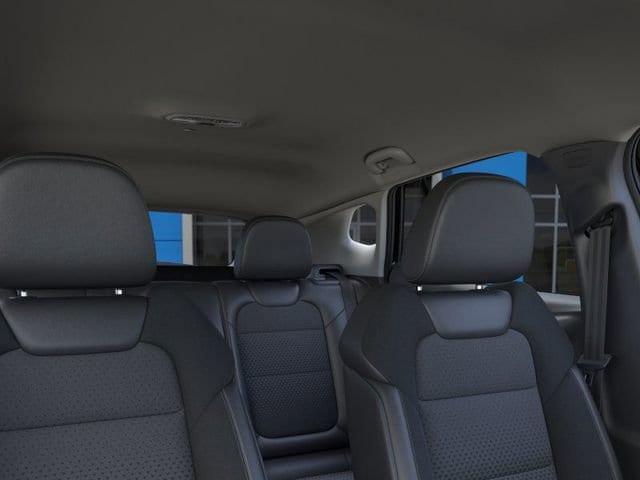 Photo of 2025 Summit White Chevrolet Trax