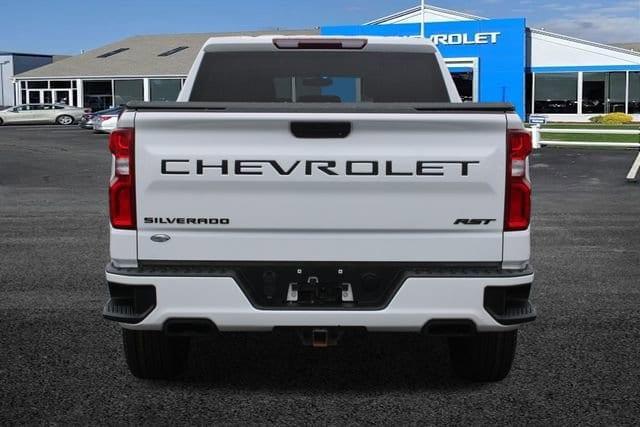 Photo of 2022 Summit White Chevrolet Silverado 1500 Limited