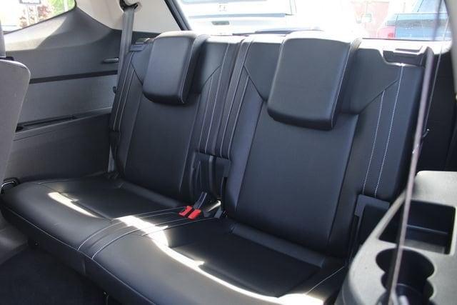 Photo of 2021 Deep Black Pearl Effect Volkswagen Atlas