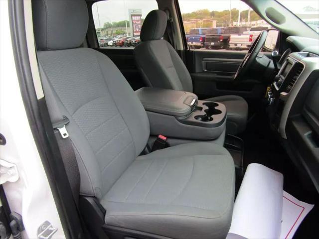 Photo of 2015 Bright White Clearcoat RAM 2500