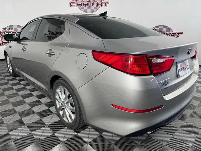 Photo of 2014 Silver Kia Optima