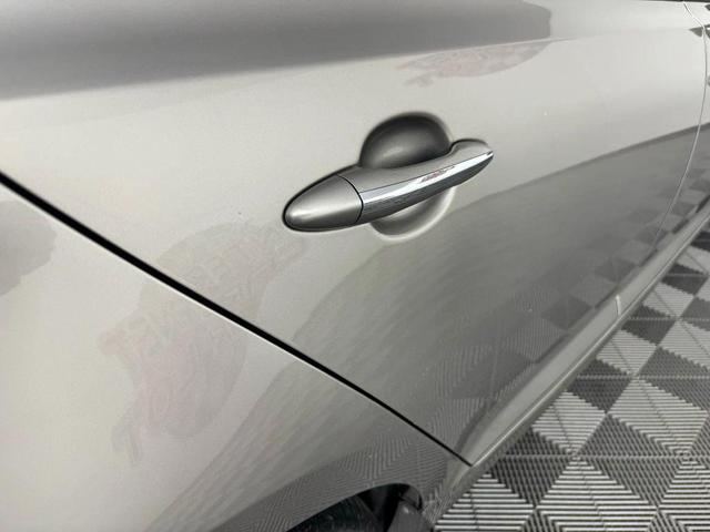 Photo of 2014 Silver Kia Optima