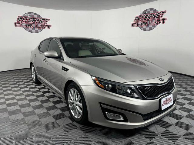 Photo of 2014 Silver Kia Optima
