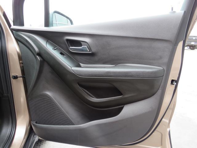 Photo of 2018 Gold Chevrolet Trax