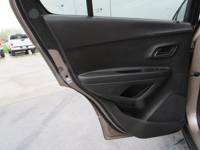 Photo of 2018 Gold Chevrolet Trax
