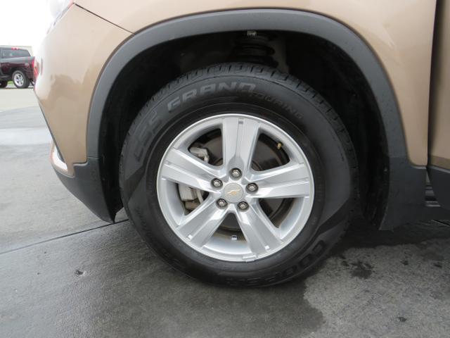 Photo of 2018 Gold Chevrolet Trax