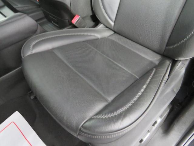 Photo of 2022 Black GMC Yukon XL