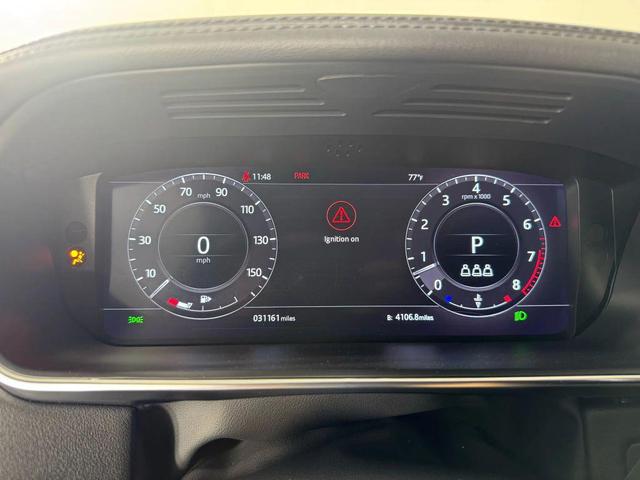 Photo of 2021 White Land Rover Range Rover