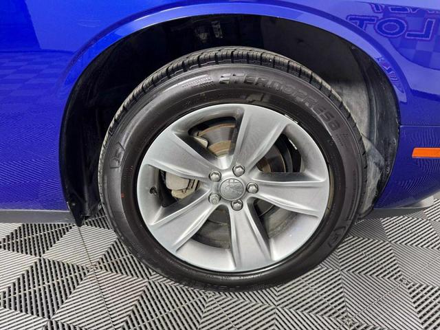 Photo of 2020 Blue Dodge Challenger