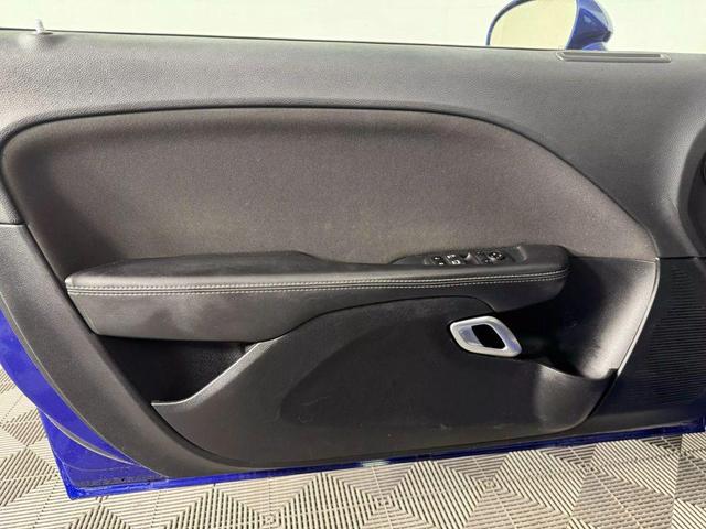 Photo of 2020 Blue Dodge Challenger