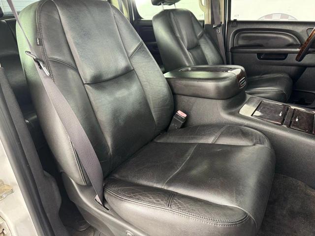 Photo of 2011 White GMC Sierra 1500