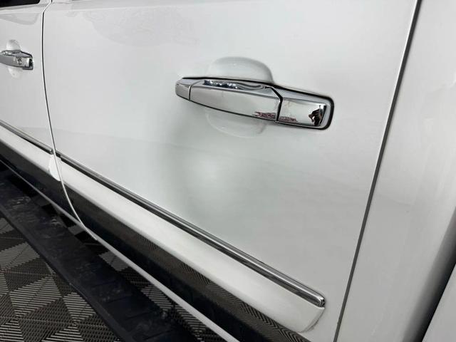 Photo of 2011 White GMC Sierra 1500