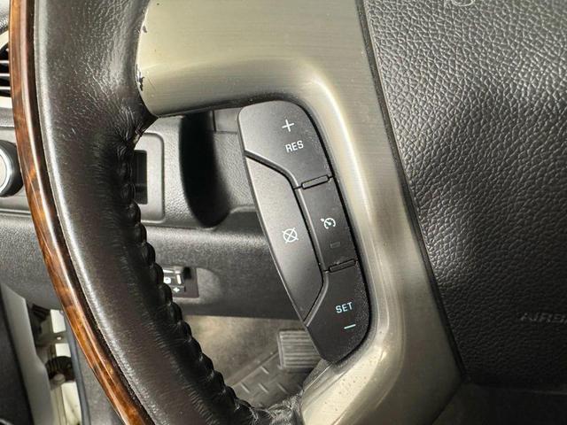 Photo of 2011 White GMC Sierra 1500
