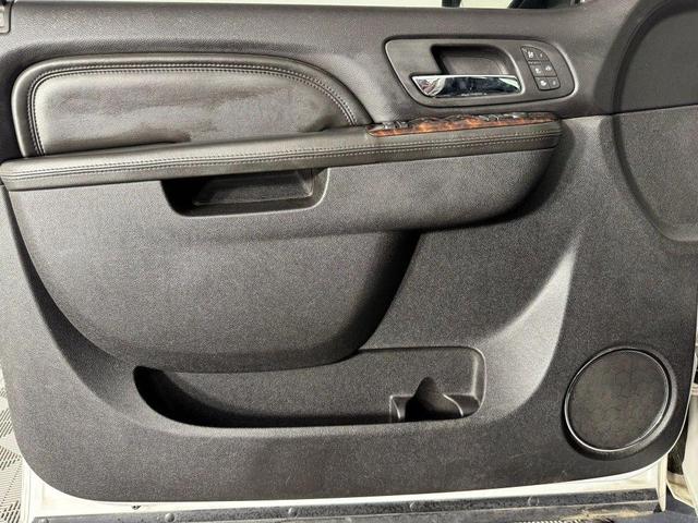 Photo of 2011 White GMC Sierra 1500