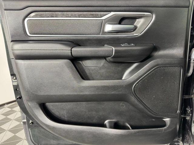 Photo of 2019 Black RAM 1500