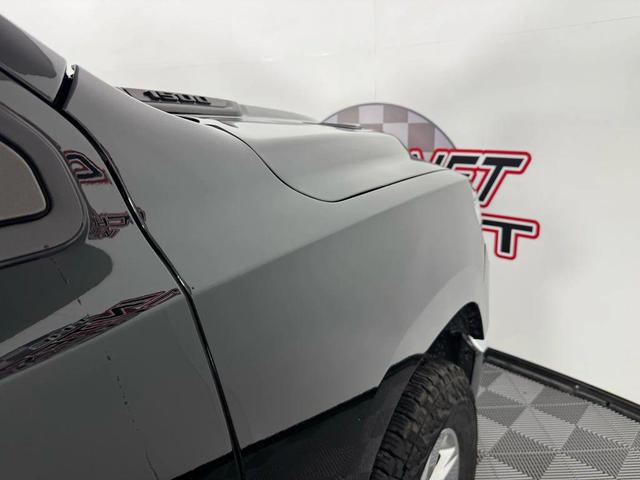 Photo of 2019 Black RAM 1500