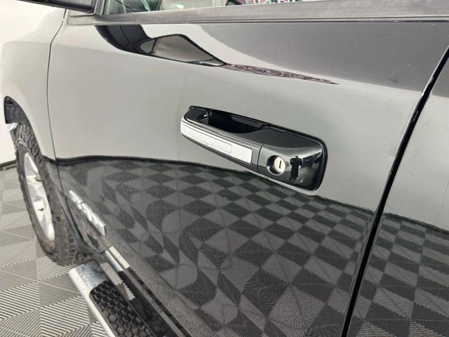 Photo of 2019 Black RAM 1500
