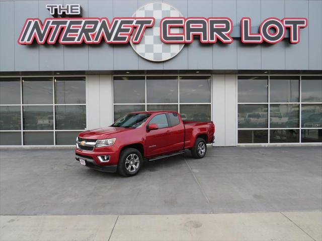 Photo of 2015 Red Chevrolet Colorado