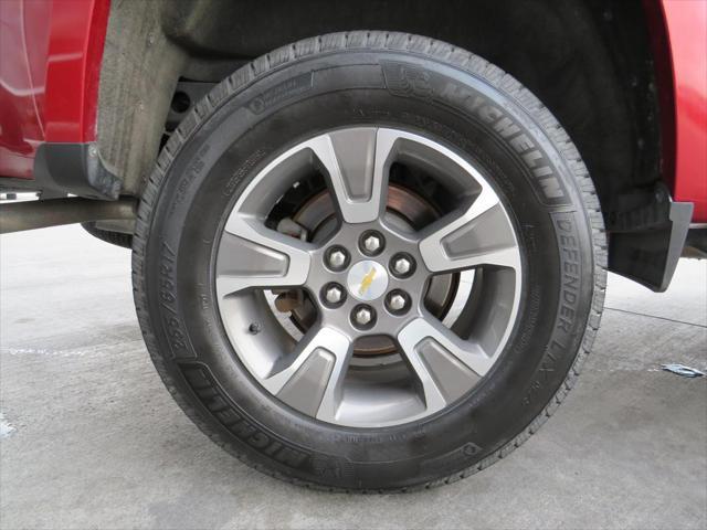Photo of 2015 Red Chevrolet Colorado