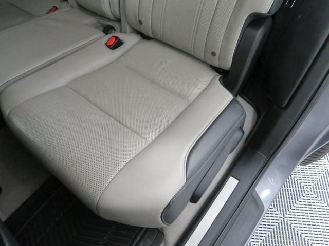 Photo of 2016 Silver Lexus RX 350