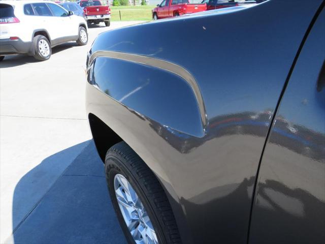 Photo of 2019 Gray GMC Canyon