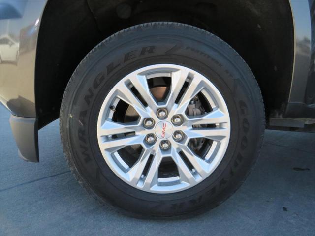 Photo of 2019 Gray GMC Canyon