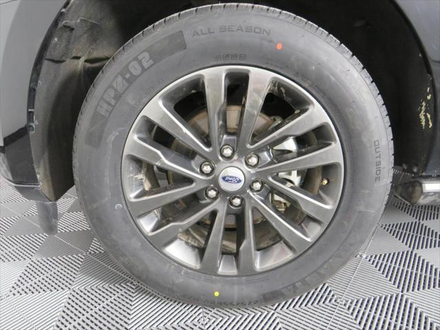 Photo of 2021 Black Ford Expedition Max