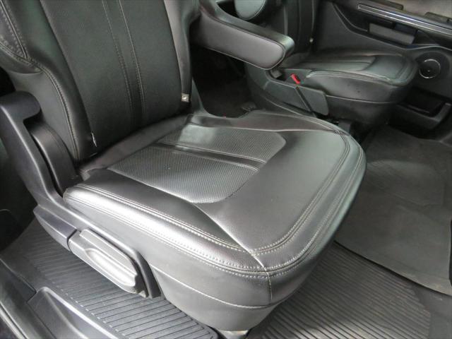 Photo of 2021 Black Ford Expedition Max
