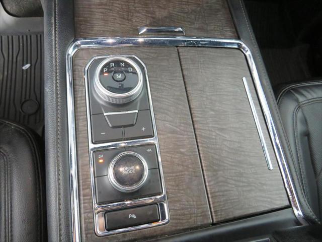 Photo of 2021 Black Ford Expedition Max