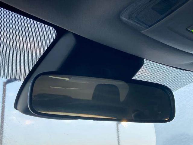 Photo of 2021 Celistite w Black Sand Pearl Roof Toyota Corolla