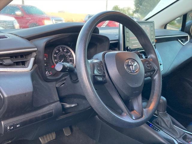 Photo of 2021 Celistite w Black Sand Pearl Roof Toyota Corolla