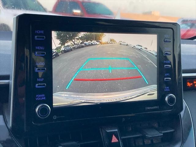 Photo of 2021 Celistite w Black Sand Pearl Roof Toyota Corolla