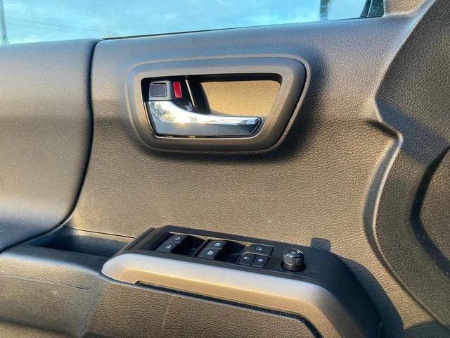Photo of 2023 Ice Cap Toyota Tacoma