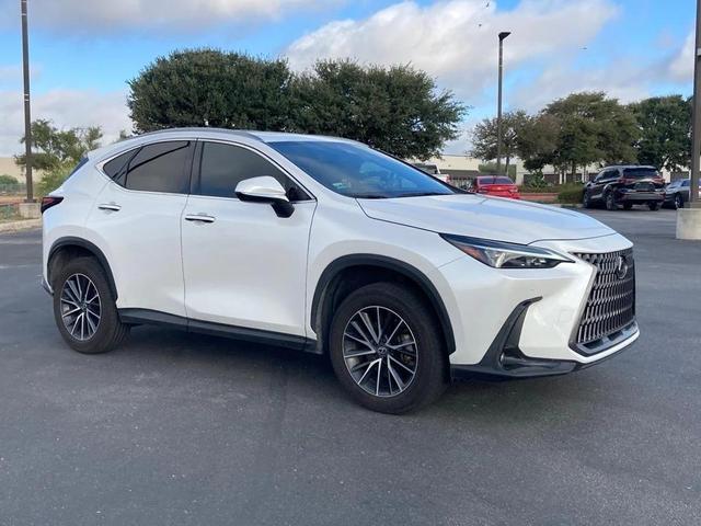 Photo of 2025 Eminent White Pearl Lexus NX 350