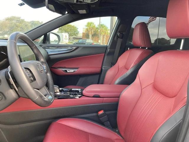 Photo of 2025 Eminent White Pearl Lexus NX 350