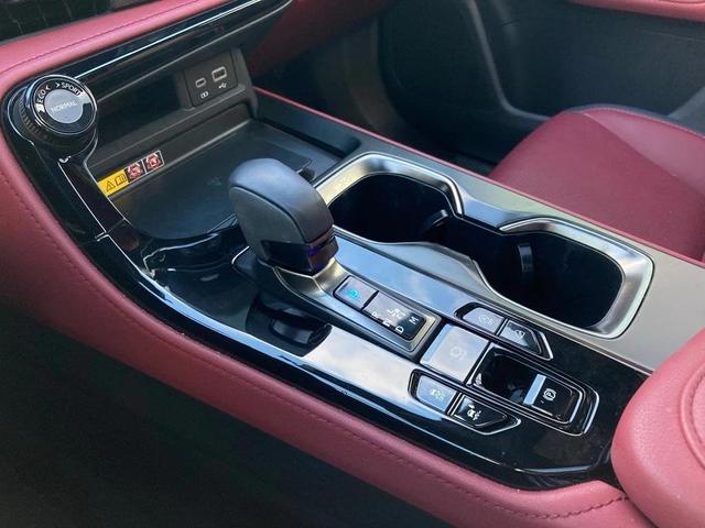 Photo of 2025 Eminent White Pearl Lexus NX 350