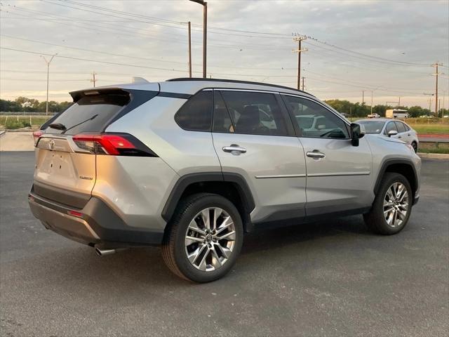 Photo of 2020 Silver Sky Metallic Toyota RAV4